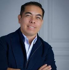 Alejandro R.